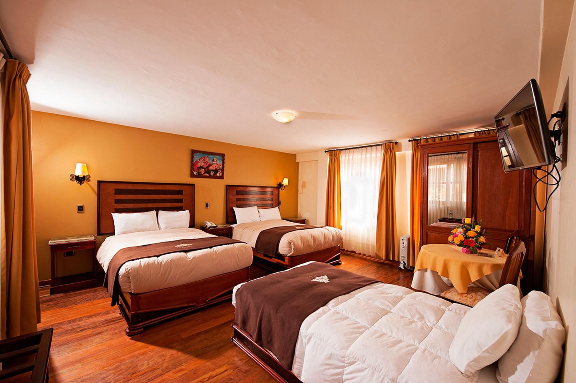 Hotel Mabey Urubamba Exterior photo