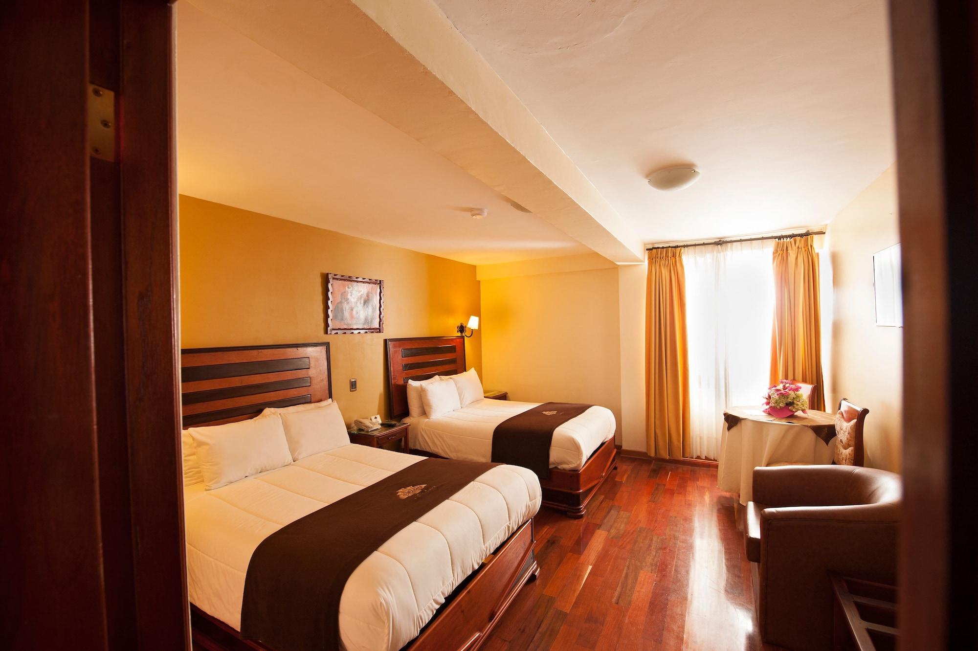 Hotel Mabey Urubamba Exterior photo
