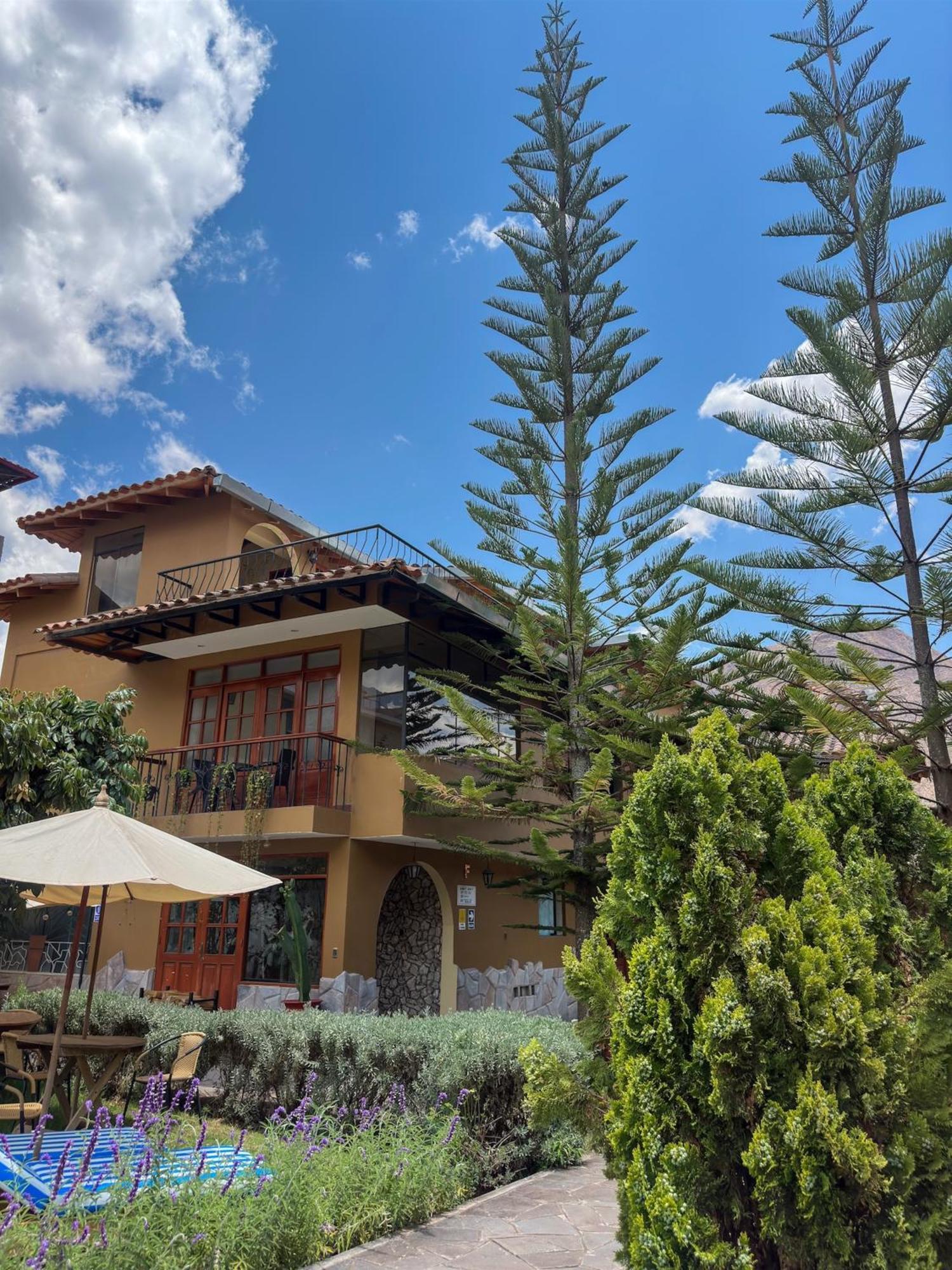Hotel Mabey Urubamba Exterior photo