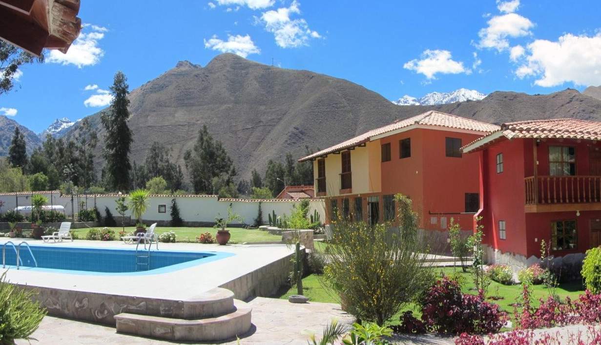 Hotel Mabey Urubamba Exterior photo