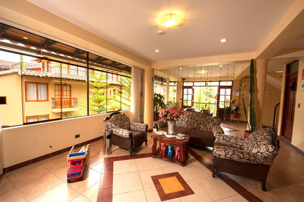 Hotel Mabey Urubamba Exterior photo