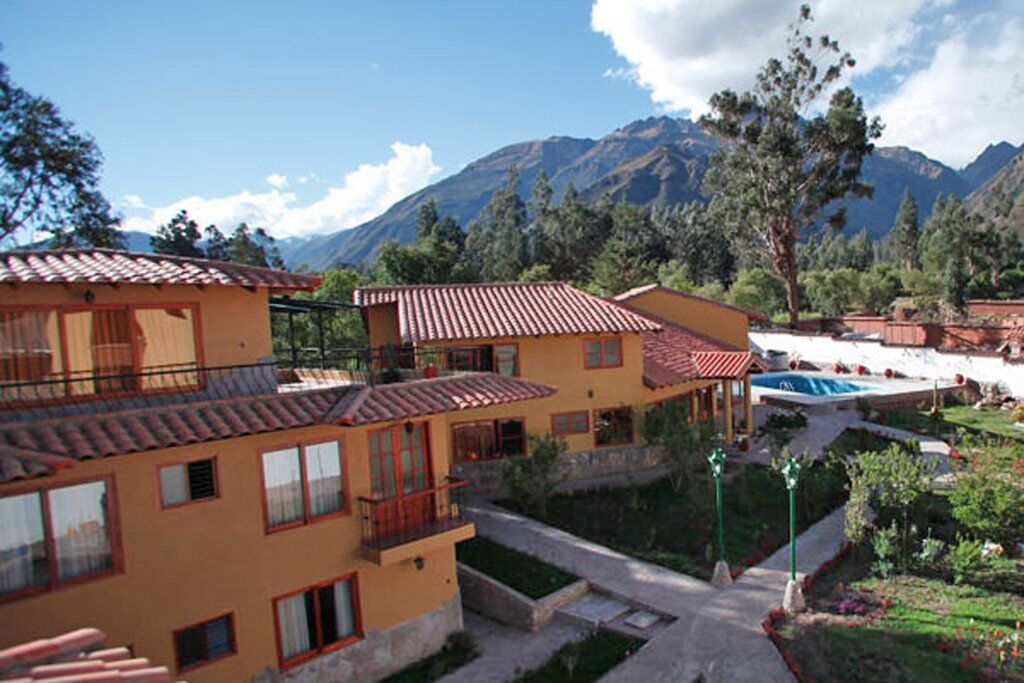 Hotel Mabey Urubamba Exterior photo